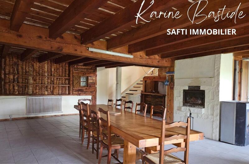 Maison - 245 m² - 10 pièces