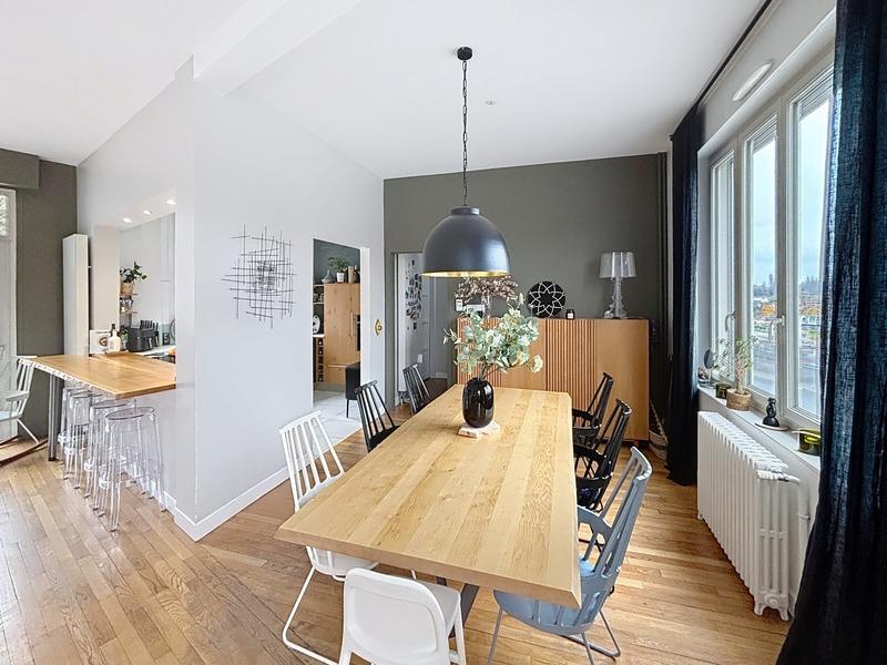 Maison de ville - 190 m² - 9 pièces