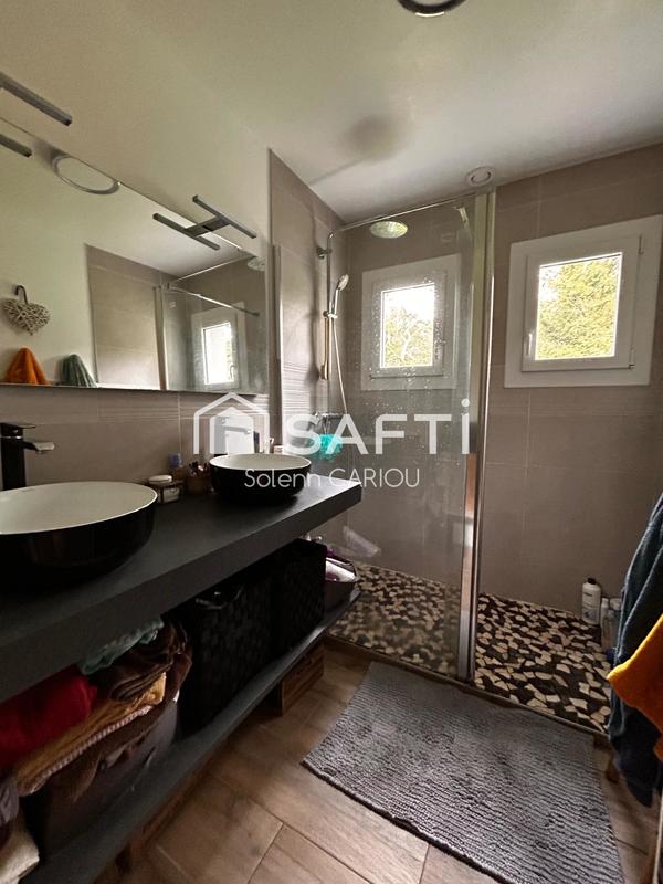 Maison - 162 m² - 8 pièces