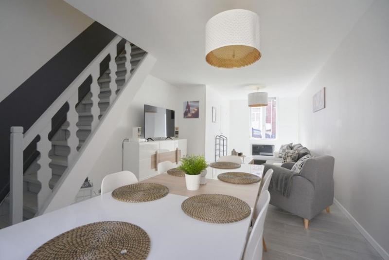 Maison - 93 m² - 5 pièces