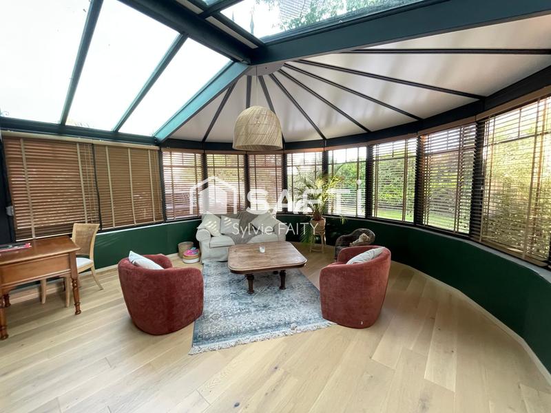 Maison - 310 m² - 8 pièces