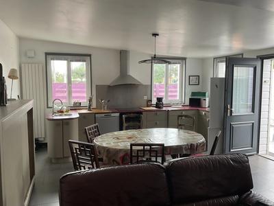 Immeuble mixte - 106 m²