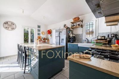 Maison - 166 m² - 6 pièces