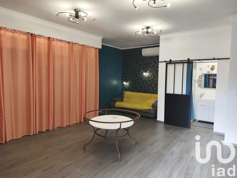 Maison - 310 m² - 11 pièces