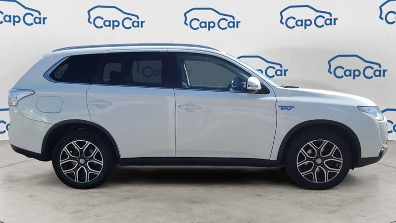 Mitsubishi Outlander 2.0 Mivec 163 Plug in Hybrid 4wd 121 Intense - Automatique Toit ouvrant