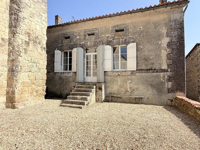 Maison - 151 m² - 4 pièces