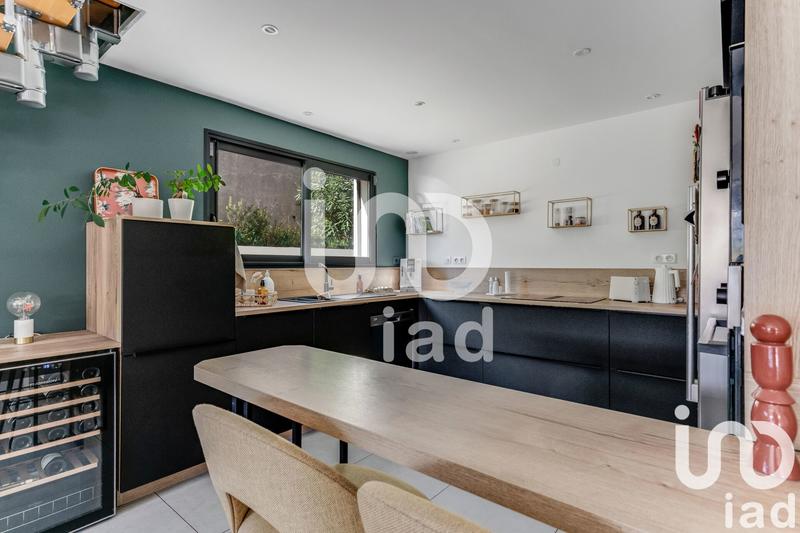 Maison - 168 m² - 6 pièces