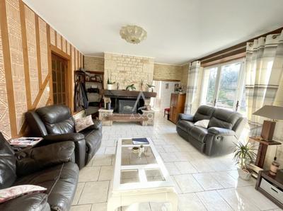 Maison en pierre - 187 m² - 9 pièces