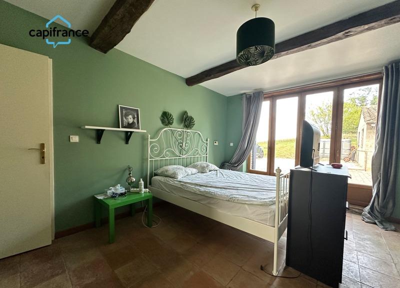 Maison - 450 m² - 13 pièces