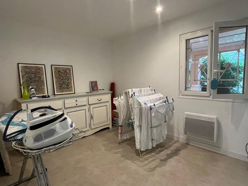 Maison contemporaine - 267 m² - 10 pièces