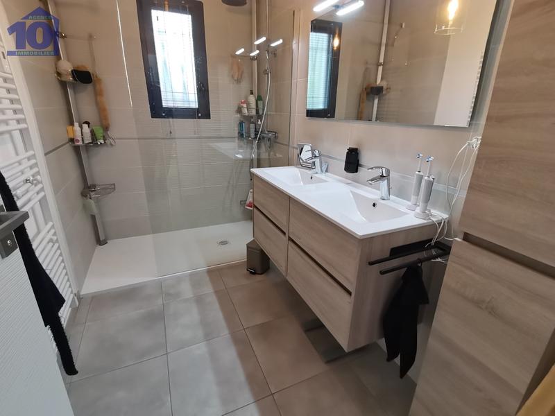 Villa - 95 m² - 4 pièces