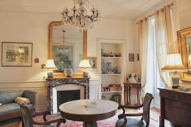 Appartement - 170 m² - 7 pièces