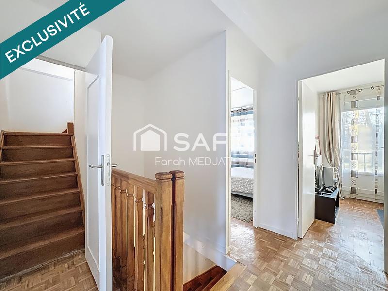 Maison - 141 m² - 9 pièces