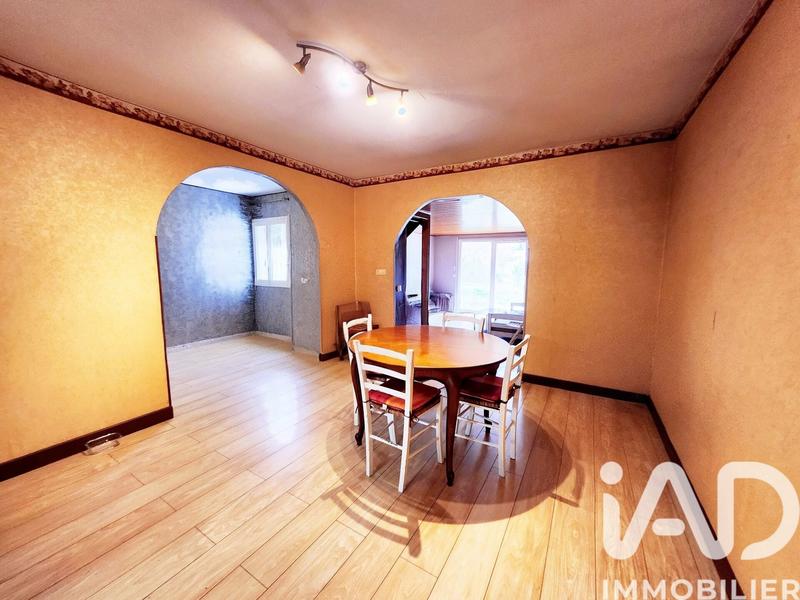 Maison - 85 m² - 5 pièces