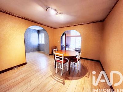 Maison - 85 m² - 5 pièces