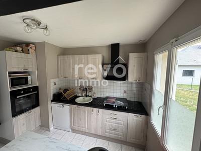 Maison - 80 m² - 4 pièces