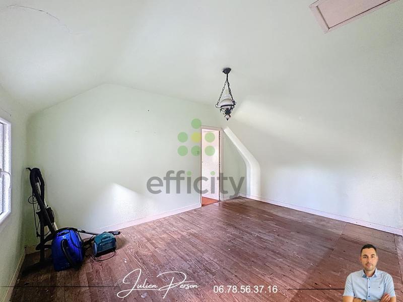 Maison - 211 m² - 9 pièces