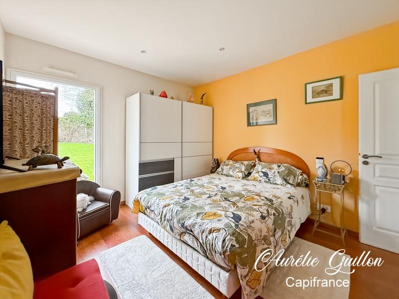 Maison - 254 m² - 9 pièces