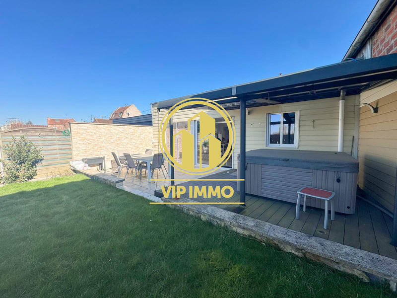 Maison - 141 m² - 5 pièces