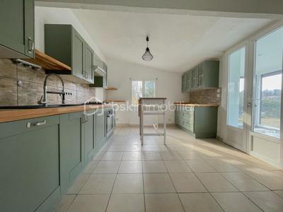 Corps de ferme - 130 m² - 7 pièces