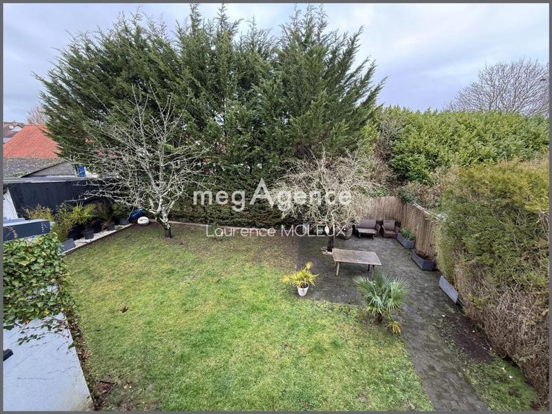 Maison traditionnelle - 181 m² - 7 pièces