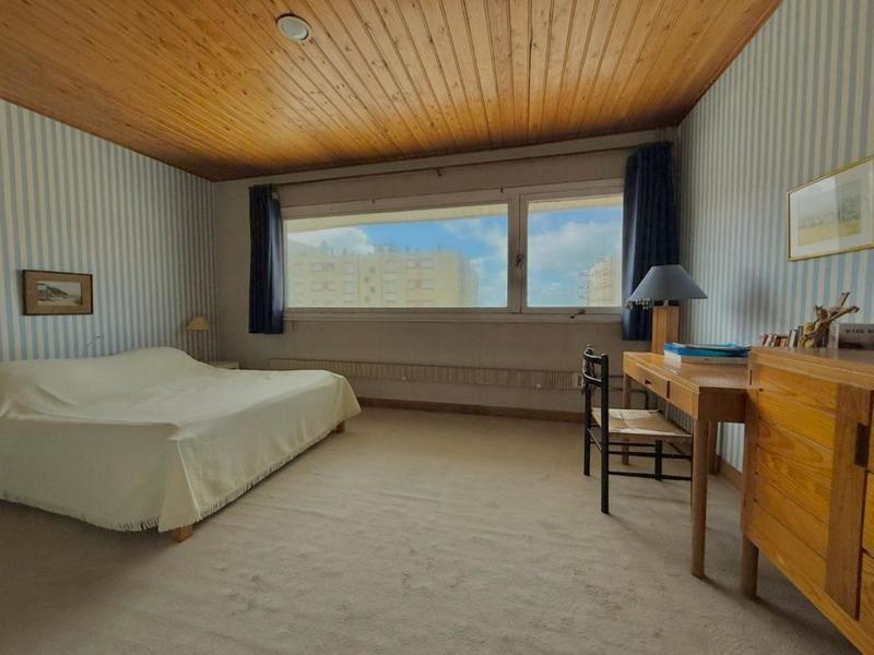 Villa - 177 m² - 9 pièces