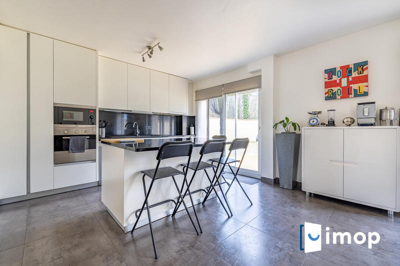 Maison - 96 m² - 4 pièces