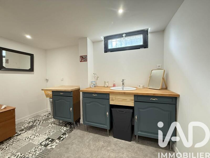 Maison - 187 m² - 6 pièces