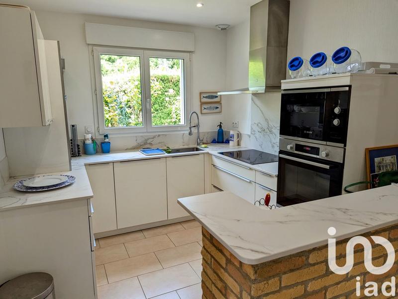 Maison - 267 m² - 8 pièces