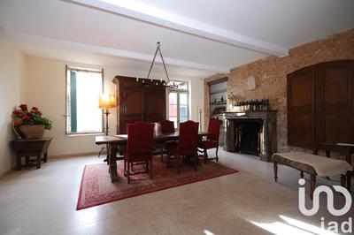 Maison - 321 m² - 12 pièces