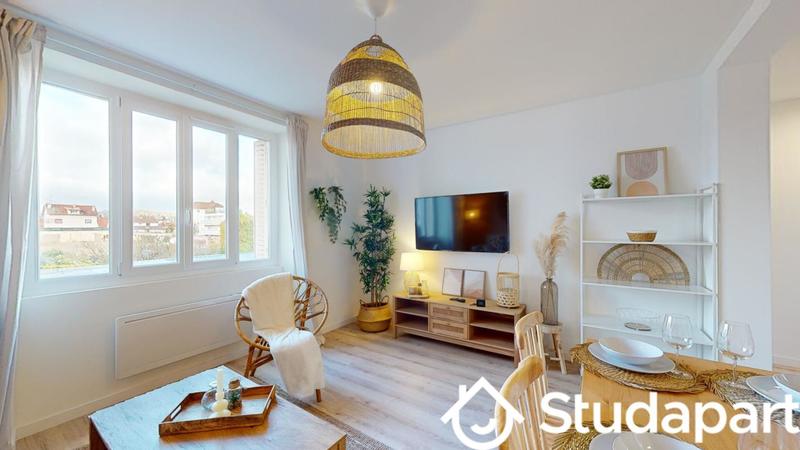 Chambre - 56 m² - 1 pièce