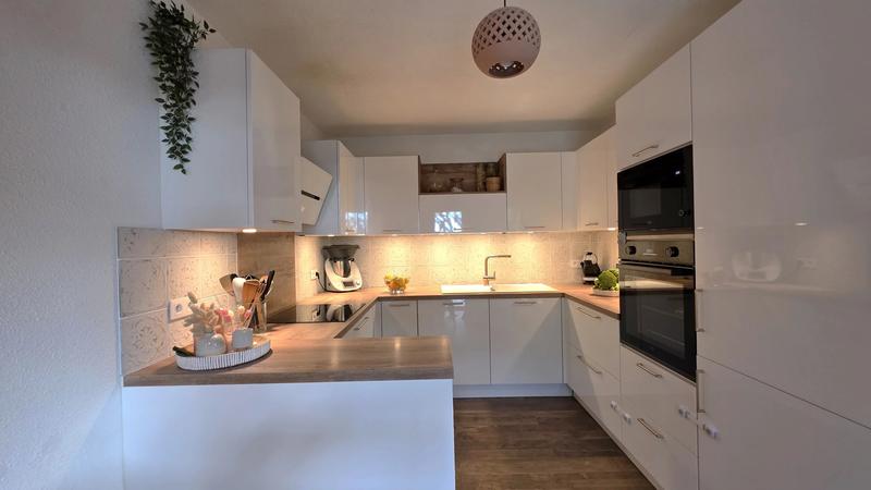 Villa - 90 m² - 4 pièces