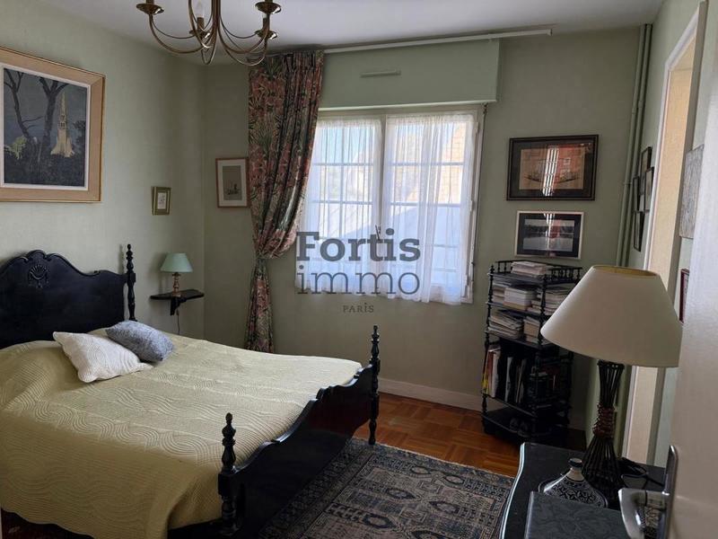 Maison - 161 m² - 7 pièces