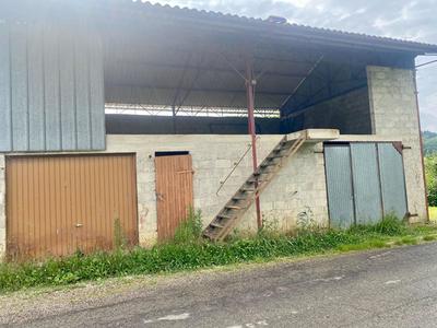 Grange - 100 m² - 3 pièces