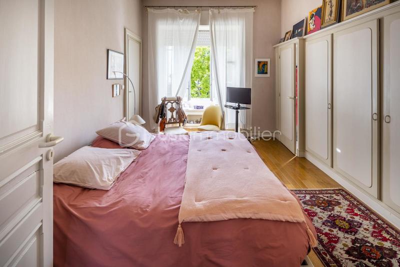 Maison de maîtres - 272 m² - 10 pièces