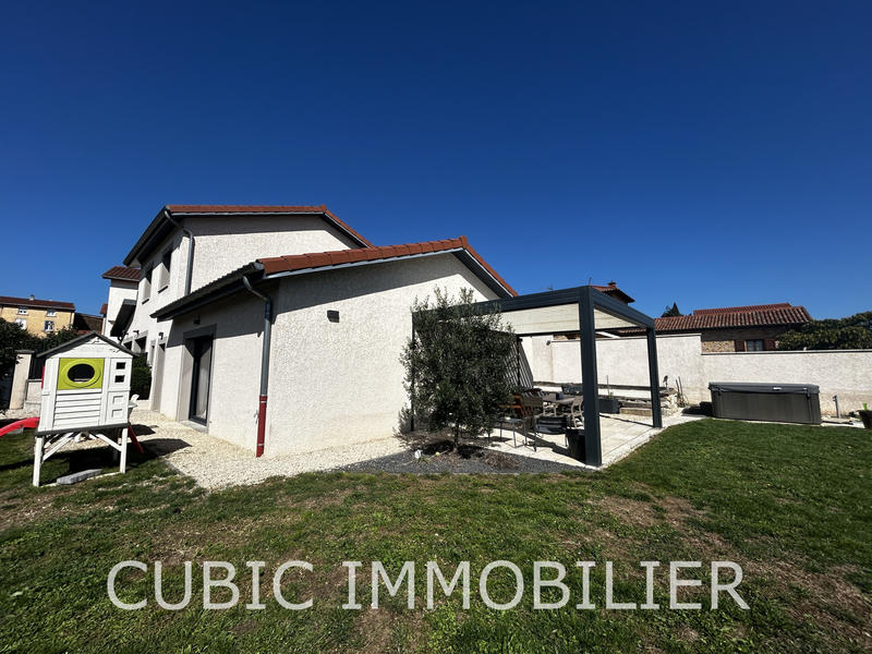 Maison - 127 m² - 4 pièces