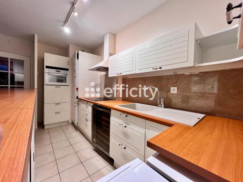 Appartement - 67 m² - 3 pièces