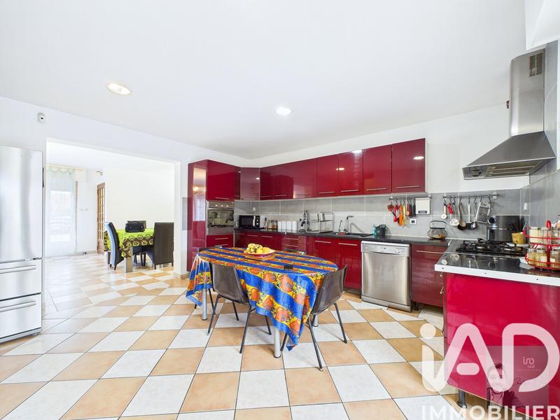 Maison - 153 m² - 7 pièces