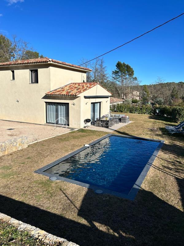 Maison - 128 m² - 5 pièces