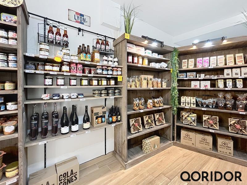 Fonds de commerce - Magasins - 61 m²