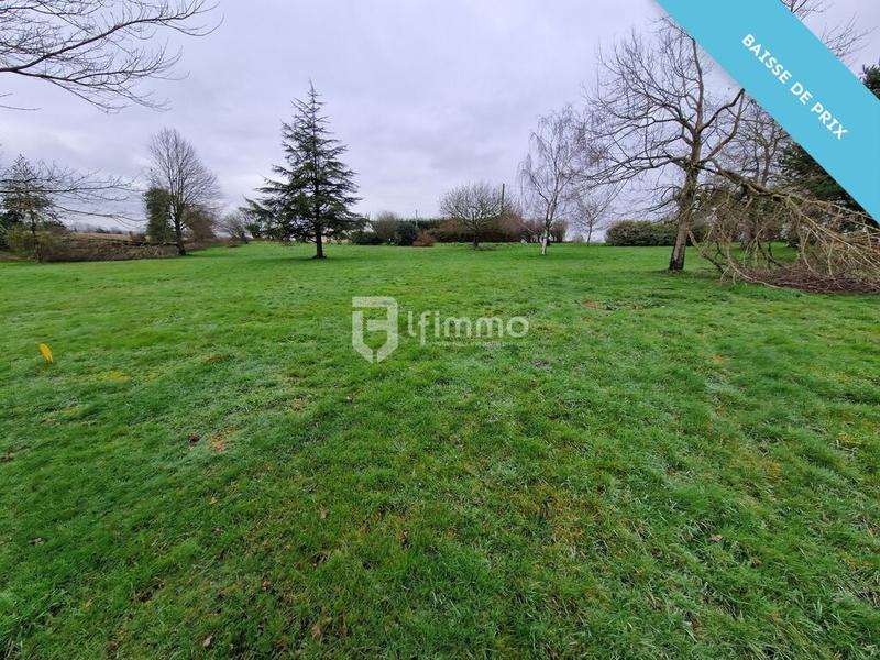 Terrain constructible - 1 623 m²