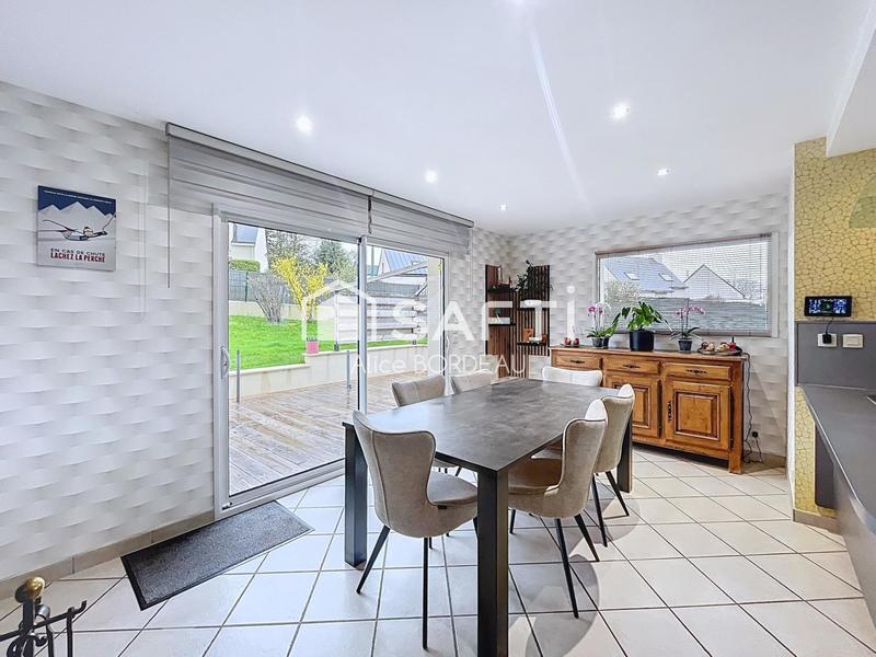 Maison - 105 m² - 5 pièces