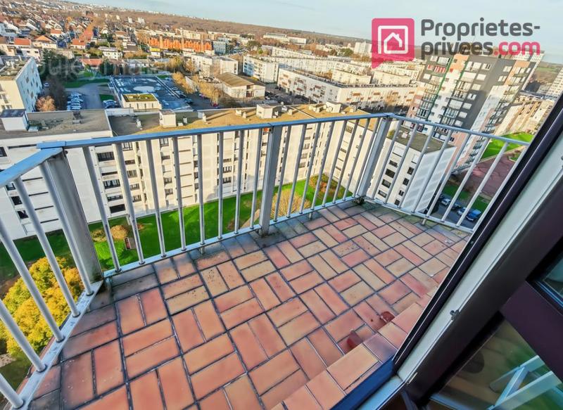 Appartement - 80 m² - 4 pièces
