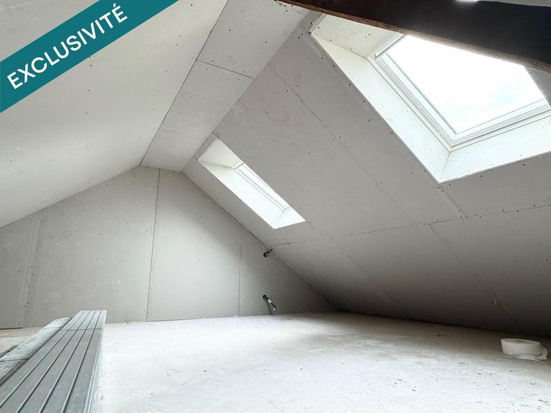 Maison - 93 m² - 5 pièces