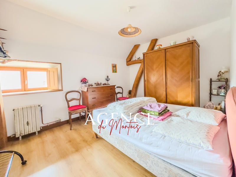 Maison - 191 m² - 6 pièces