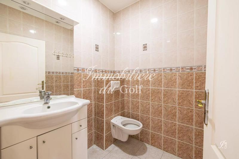 Maison - 170 m² - 6 pièces