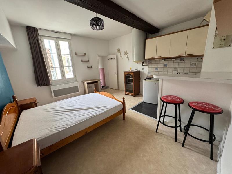 Immeuble - 102 m² - 7 pièces