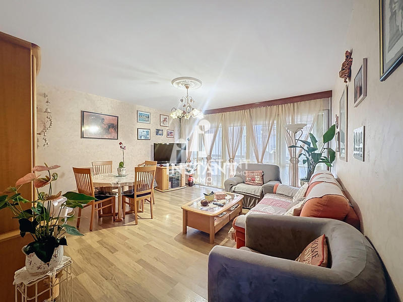 Appartement - 60 m² - 4 pièces