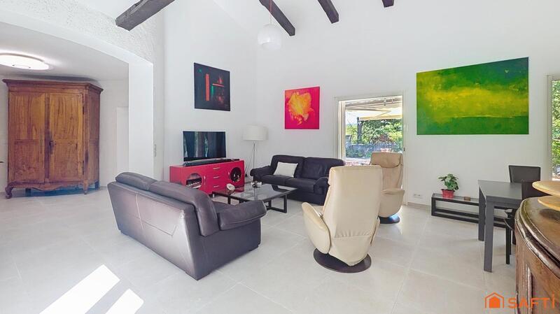 Maison - 195 m² - 8 pièces