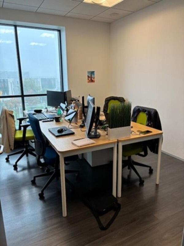 Bureau - 232 m²